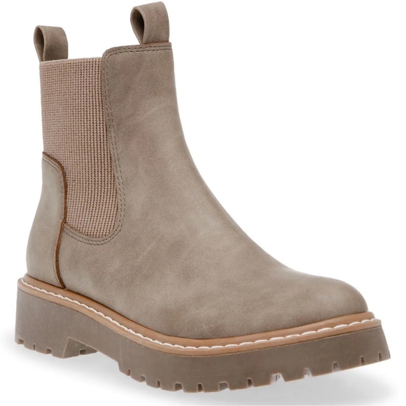 NIB DV by Dolce Vita LEIGHA Chelsea Boot Dark Taupe - Picture 2 of 13